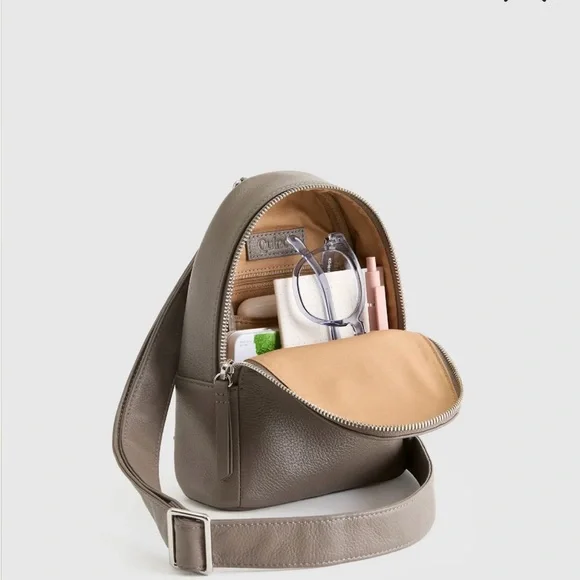 Quince Taupe Leather Shoulder Bag - Picture 5 of 9